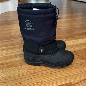 EUC kids Kamik boots ❄️☃️